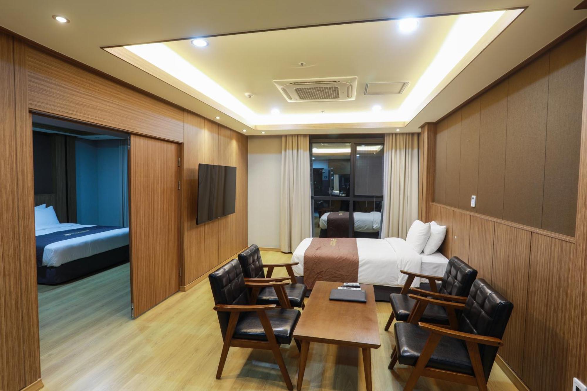 Benikea Hotel Seosan Экстерьер фото